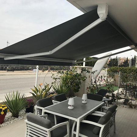 Villa Tindra Τορεβιέχα Εξωτερικό φωτογραφία