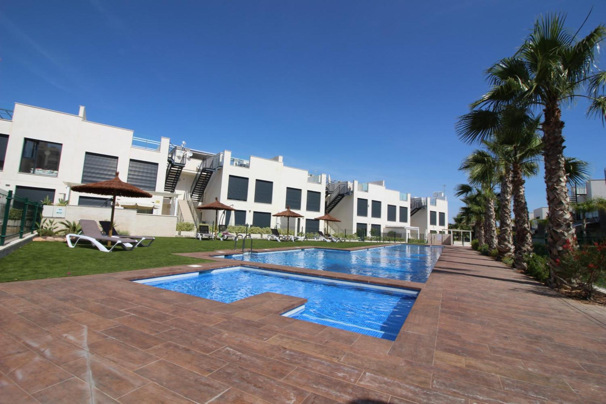 Villa Tindra Τορεβιέχα Εξωτερικό φωτογραφία